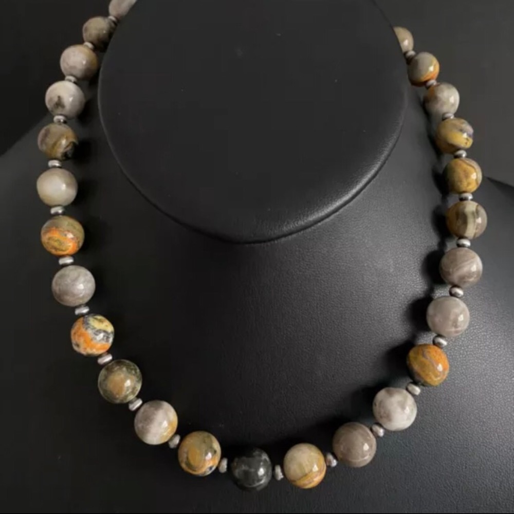 S.Silver Round Bumblebee Jasper Pearlsbeadnecklace - image 1